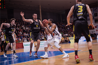 13. kolo Eurovia SBL: BC Prievidza -MBK Handlová 101:70 (1. fotogaléria)