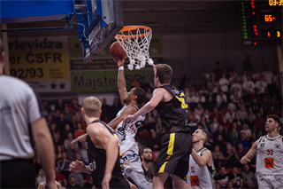 13. kolo Eurovia SBL: BC Prievidza -MBK Handlová 101:70 (1. fotogaléria)