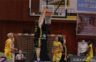 26. Kolo Niké SBL: BC Prievidza - BK Iskra Svit 70:50 (foto: Ladislav Szibilla)	