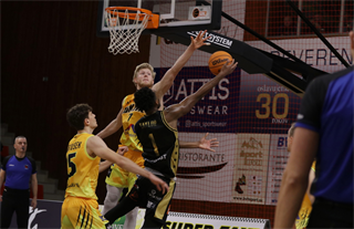 26. Kolo Niké SBL: BC Prievidza - BK Iskra Svit 70:50 (foto: Ladislav Szibilla)	