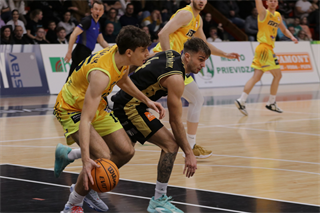 26. Kolo Niké SBL: BC Prievidza - BK Iskra Svit 70:50 (foto: Ladislav Szibilla)	