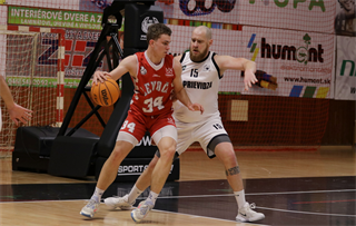1. liga: BC Prievidza B - BK Slovenský Orol Levoča 102:62 (foto: Ladislav Szibilla)	