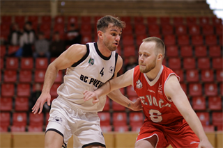 1. liga: BC Prievidza B - BK Slovenský Orol Levoča 102:62 (foto: Ladislav Szibilla)	