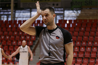 1. liga: BC Prievidza B - BK Slovenský Orol Levoča 102:62 (foto: Ladislav Szibilla)	