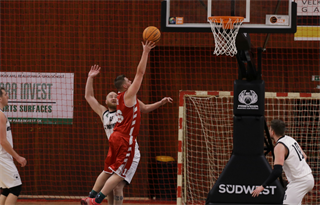 1. liga: BC Prievidza B - BK Slovenský Orol Levoča 102:62 (foto: Ladislav Szibilla)	