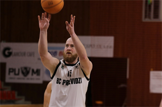 1. liga: BC Prievidza B - BK Slovenský Orol Levoča 102:62 (foto: Ladislav Szibilla)	