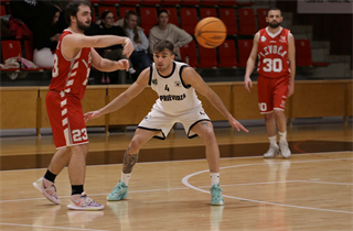1. liga: BC Prievidza B - BK Slovenský Orol Levoča 102:62 (foto: Ladislav Szibilla)	