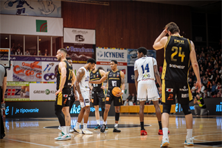 29. Kolo Niké SBL: BC Prievidza - Spišskí Rytieri 77:71 (foto: Vladimír Králik)	