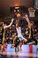 29. Kolo Niké SBL: BC Prievidza - Spišskí Rytieri 77:71 (foto: Vladimír Králik)	