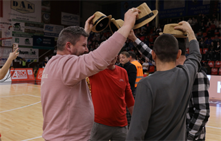 34. Kolo Niké SBL: BC Prievidza - BK Inter Bratislava 96:67 (foto: Ladislav Szibilla)	