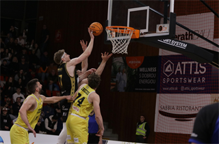 34. Kolo Niké SBL: BC Prievidza - BK Inter Bratislava 96:67 (foto: Ladislav Szibilla)	