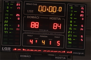 1. zápas štvrťfinále Niké SBL: BC Prievidza - Inter Bratislava 88:84 (foto: Ladislav Szibilla)	