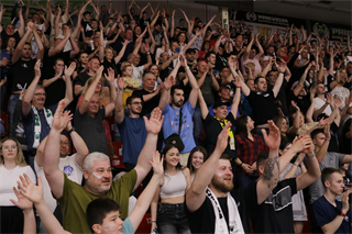 1. zápas štvrťfinále Niké SBL: BC Prievidza - Inter Bratislava 88:84 (foto: Ladislav Szibilla)	