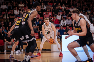 1. štvrťfinále Niké SBL: BC Prievidza - Inter Bratislava 88:84 (foto: Vladimír Králik)	