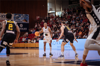 1. štvrťfinále Niké SBL: BC Prievidza - Inter Bratislava 88:84 (foto: Vladimír Králik)	