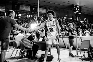 1. štvrťfinále Niké SBL: BC Prievidza - Inter Bratislava 88:84 (foto: Vladimír Králik)	