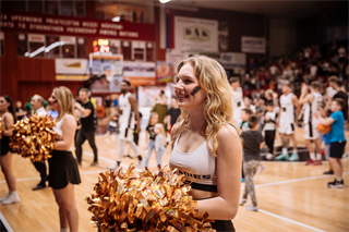 1. štvrťfinále Niké SBL: BC Prievidza - Inter Bratislava 88:84 (foto: Vladimír Králik)	