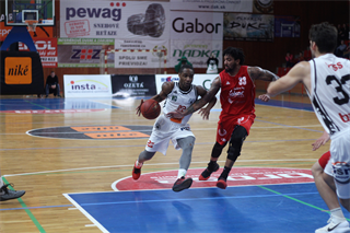 3. kolo Eurovia SBL: BC Prievidza - MBK Rieker Com-Therm Komárno 84:77