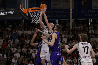 3. zápas semifinále Niké SBL: BC Prievidza - Spišskí Rytieri 102:89 (foto: Ladislav Szibilla)	
