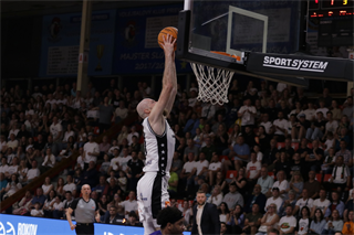 3. zápas semifinále Niké SBL: BC Prievidza - Spišskí Rytieri 102:89 (foto: Ladislav Szibilla)	