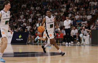 3. zápas semifinále Niké SBL: BC Prievidza - Spišskí Rytieri 102:89 (foto: Ladislav Szibilla)	