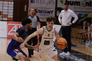 3. zápas semifinále Niké SBL: BC Prievidza - Spišskí Rytieri 102:89 (foto: Ladislav Szibilla)	