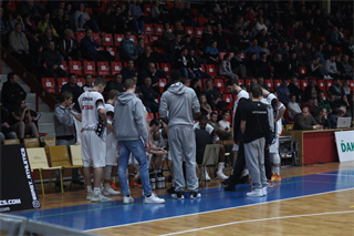 9. kolo Eurovia SBL: BC Prievidza - VŠEMvs Karlovka Bratislava 70:59 (2. fotogaléria)