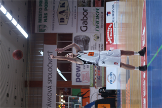 9. kolo Eurovia SBL: BC Prievidza - VŠEMvs Karlovka Bratislava 70:59 (2. fotogaléria)