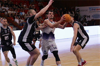 Príprava: BC Prievidza - Basket Brno 77:69 (Foto Ladislav Szibilla)