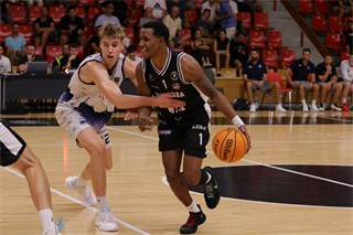 Príprava: BC Prievidza - Basket Brno 77:69 (Foto Ladislav Szibilla)