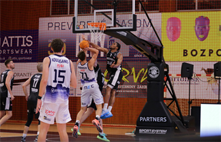 Príprava: BC Prievidza - Basket Brno 77:69 (Foto Ladislav Szibilla)