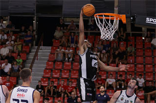 Príprava: BC Prievidza - Basket Brno 77:69 (Foto Ladislav Szibilla)