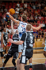 Príprava: BC Prievidza : Basket Brno 77:69 (Foto Vladimír Králik)	