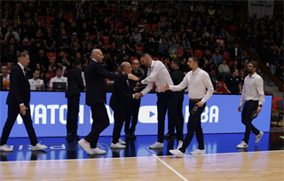 Európsky pohár FIBA: BC Prievidza - Alba Fehervar 102:85 (Foto Ladislav Szibilla)	