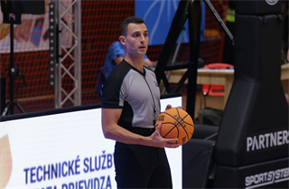 Európsky pohár FIBA: BC Prievidza - Alba Fehervar 102:85 (Foto Ladislav Szibilla)	