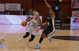 Európsky pohár FIBA: BC Prievidza - Alba Fehervar 102:85 (Foto Ladislav Szibilla)	