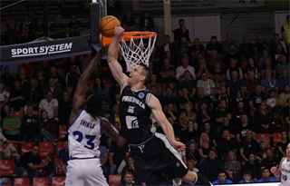 Európsky pohár FIBA: BC Prievidza - Alba Fehervar 102:85 (Foto Ladislav Szibilla)	