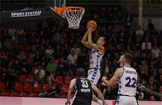 Európsky pohár FIBA: BC Prievidza - Alba Fehervar 102:85 (Foto Ladislav Szibilla)	