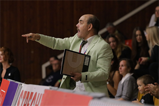 Európsky pohár FIBA: BC Prievidza - Alba Fehervar 102:85 (Foto Ladislav Szibilla)	