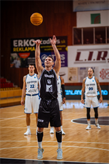 Európsky pohár FIBA: BC Prievidza - Alba Fehervar 102:85 (Foto: Vladimír Králik)	