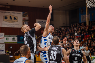 Európsky pohár FIBA: BC Prievidza - Alba Fehervar 102:85 (Foto: Vladimír Králik)	