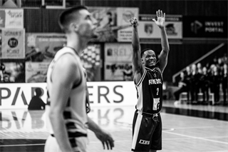 Európsky pohár FIBA: BC Prievidza - Alba Fehervar 102:85 (Foto: Vladimír Králik)	