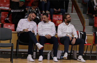 4. kolo TIPOS SBL: BC Prievidza - MBK Handlová 94:66 (Ladislav Szibilla)