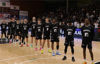 4. kolo TIPOS SBL: BC Prievidza - MBK Handlová 94:66 (Ladislav Szibilla)
