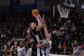 4. kolo TIPOS SBL: BC Prievidza - MBK Handlová 94:66 (Ladislav Szibilla)