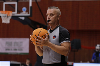 4. kolo TIPOS SBL: BC Prievidza - MBK Handlová 94:66 (Ladislav Szibilla)