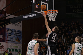 4. kolo TIPOS SBL: BC Prievidza - MBK Handlová 94:66 (Ladislav Szibilla)