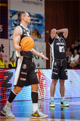 4. kolo TIPOS SBL: BC Prievidza - MBK Handlová 94:66 (Vladimír Králik)	