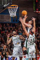 4. kolo TIPOS SBL: BC Prievidza - MBK Handlová 94:66 (Vladimír Králik)	