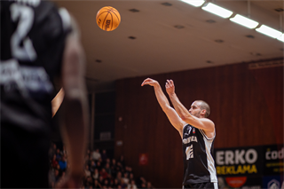 4. kolo TIPOS SBL: BC Prievidza - MBK Handlová 94:66 (Vladimír Králik)	